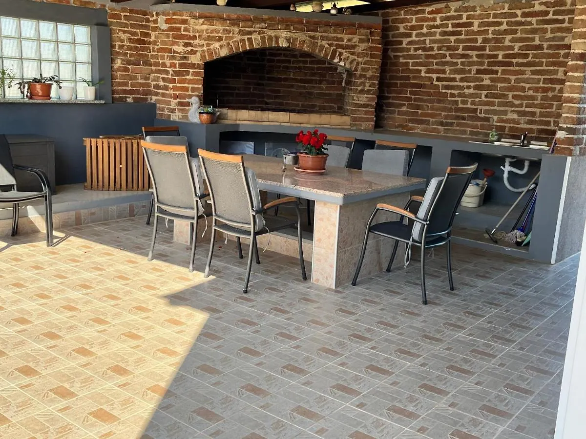 Pula Apartment E&E Loborika Croatia